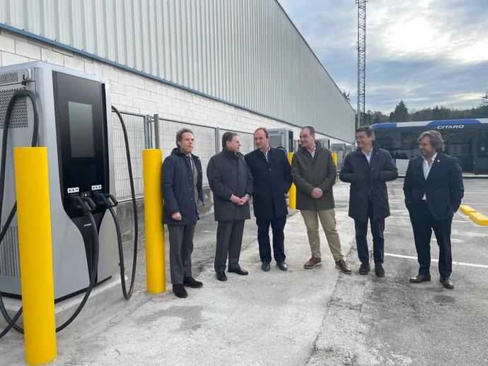 Oviedo cuenta ya con 70 cargadores para autobuses urbanos eléctricos