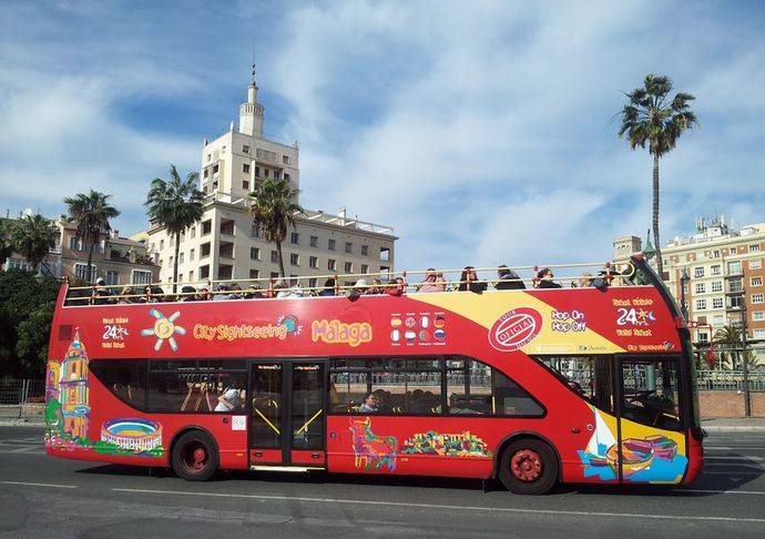 El autobús de City Sightseeing de la ciudad de Málaga.