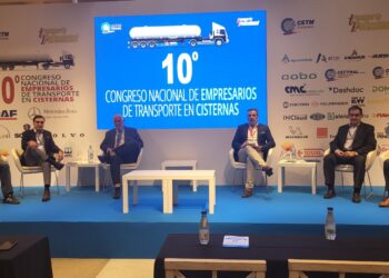 El Ministerio de Transportes actualizará el Observatorio de Costes por el impacto de las 44 toneladas