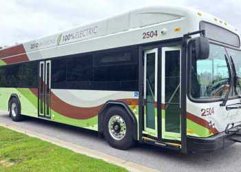 EE.UU. impulsa el transporte público con autobuses de cero y bajas emisiones