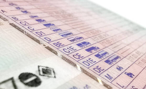 La Xunta de Galicia amplía plazo para autoescuelas en ayudas de formación