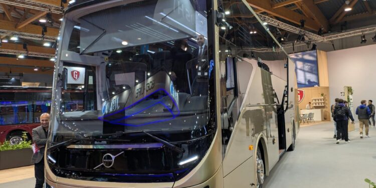 Geyushi lanza el nuevo autobús Cairo en Busworld Europa 2025