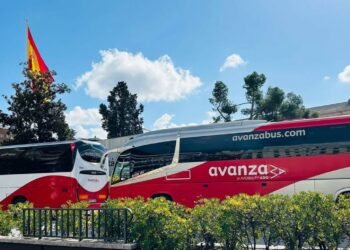 Avanza refuerza su flota: más del 50 % de sus buses ya son de bajas emisiones