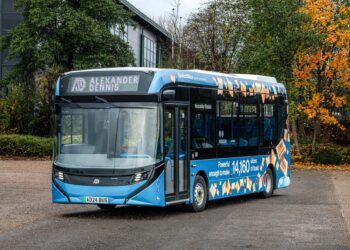 Alexander Dennis celebra la esencia británica con diseños en sus nuevos eléctricos