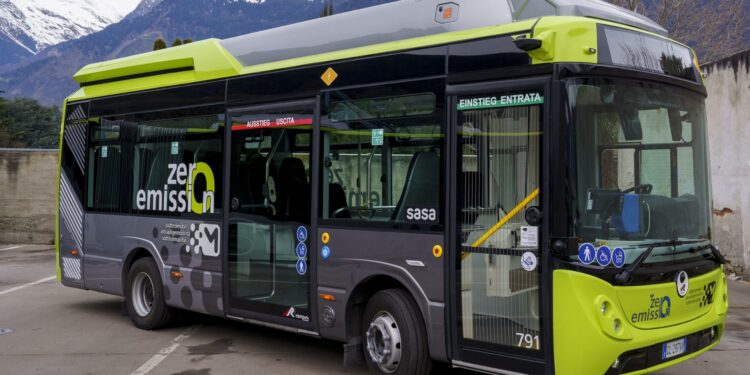Sasa incorporará 120 nuevos autobuses, incluidos modelos de cero emisiones