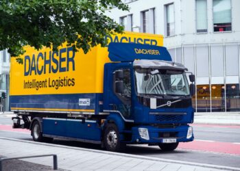 Dachser inicia entregas en Málaga con un camión eléctrico