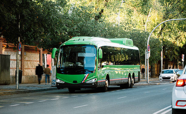 Fracaso de las ayudas municipales al achatarramiento de autobuses en Madrid: solo una concesión aprobada