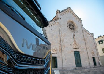 Iveco recibe el Premio Internacional Barsanti e Matteucci en su 50 aniversario