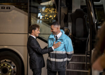 Alsa lanza su campaña navideña con David Bisbal y más de 3,6 millones de plazas