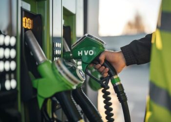 Transportistas y productores reclaman adaptar el Plan Auto 2030 e incluir los combustibles renovables