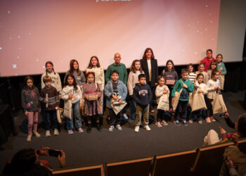 Dbus premia la creatividad infantil en su 19º “Dbus eta Gabonak”