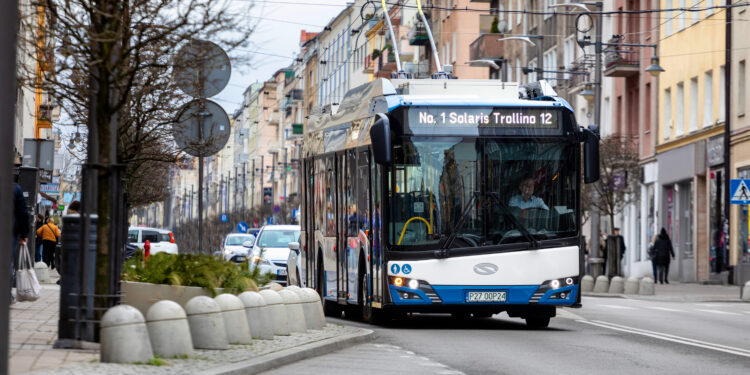 Lublin refuerza su flota de trolebuses con 20 nuevos vehículos Solaris Trollino 12