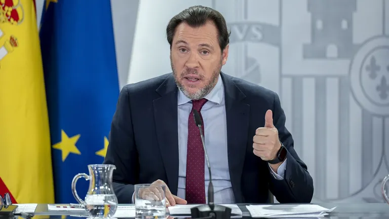 El Gobierno prorroga las ayudas al transporte durante todo 2026 y activa el Abono Único desde enero