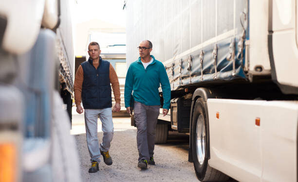 El comercio pierde 2.200 autónomos en noviembre pese al leve crecimiento del colectivo