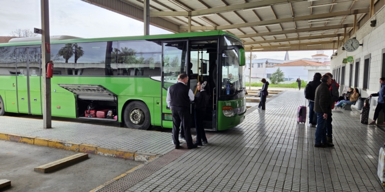 Extremadura mantiene el transporte público gratuito en autobús durante todo 2026