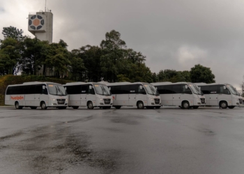 Volare exporta 42 minibuses a Buses Hualpén en Chile para condiciones extremas