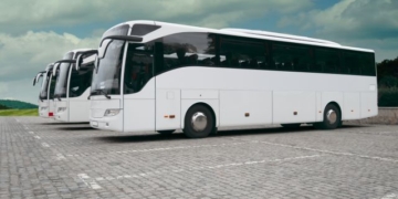 Atedibus denuncia graves retrasos en la matriculación de autobuses profesionales