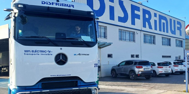 Iberdrola y Grupo Disfrimur impulsan la descarbonización logística