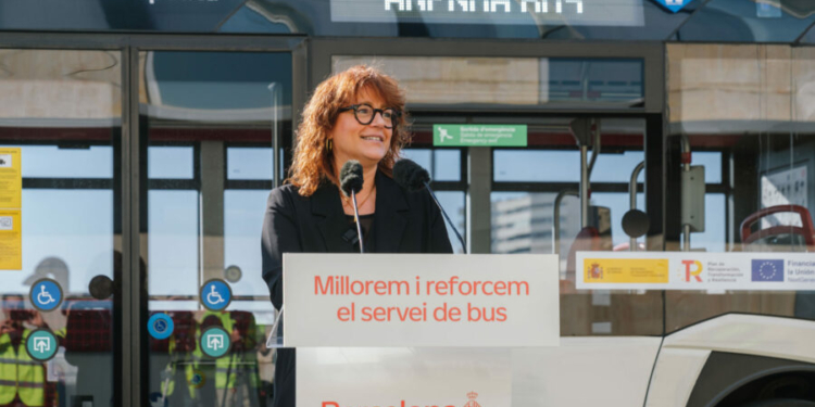 Barcelona refuerza su servicio de autobuses con más oferta, intermodalidad y flota sostenible