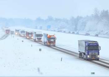 La CETM pide evitar la circulación en zonas con avisos por nieve y reclama responsabilidad a los cargadores