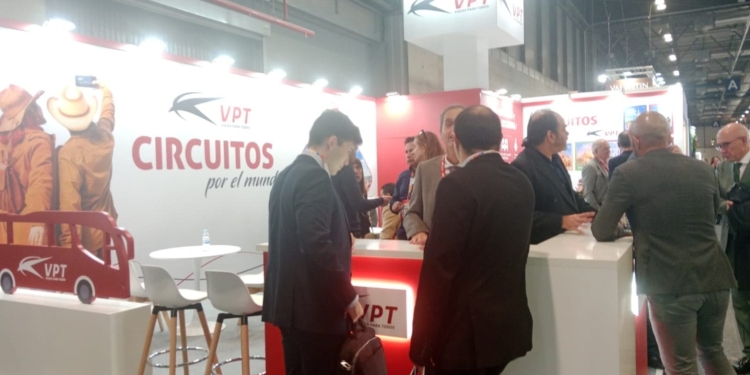 FITUR 2026 refuerza su liderazgo mundial y sitúa al sector de autocares como eje del turismo sostenible