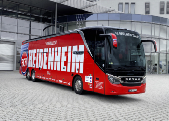 Setra estrena nuevos autobuses de alta gama para turismo y Bundesliga