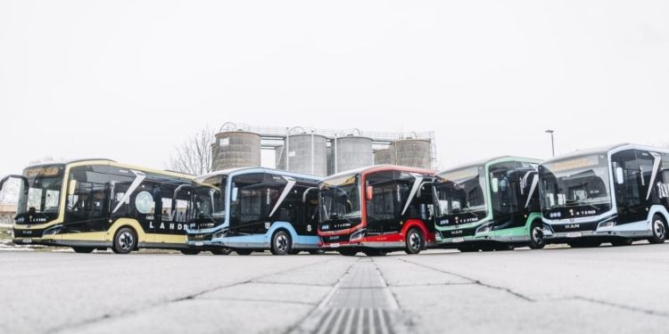 MAN entrega 63 autobuses eléctricos a ÖBB Postbus en su mayor pedido