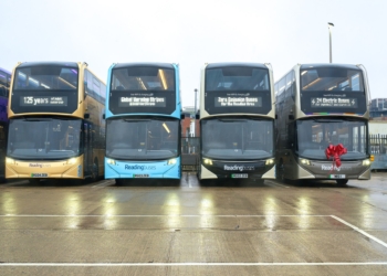 Reading Buses pone en marcha 24 autobuses eléctricos de dos pisos Enviro400EV