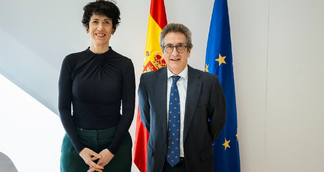 Carmelo González traslada a la ministra de Inclusión la relevancia de la regularización extraordinaria para el transporte por carretera