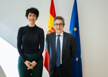 Carmelo González traslada a la ministra de Inclusión la relevancia de la regularización extraordinaria para el transporte por carretera