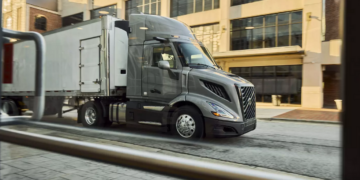 Volvo Trucks inicia en Estados Unidos la producción del nuevo Volvo VNR regional