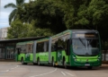 Volvo entrega en Brasil la primera flota mundial de buses biarticulados 100 % eléctricos