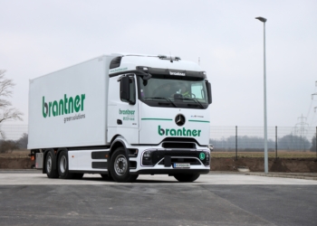 Brantner impulsa la logística sostenible con la incorporación de 13 eActros eléctricos