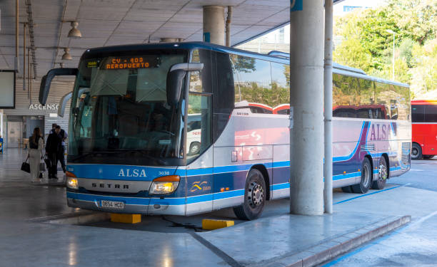 El autobús mantiene su liderazgo en el colectivo: 3.572 millones de viajeros
