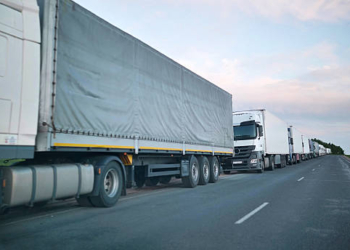 Paro nacional en la Patagonia argentina : petroleros , camioneros , transporte y gremios