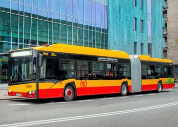 MZA Varsovia amplía su flota con 79 nuevos autobuses eléctricos de Solaris