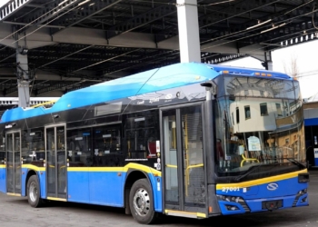 El primer trolebús Solaris para Vancouver inicia pruebas antes de su entrega