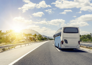 El absentismo laboral en el transporte en autobús se dispara un 145% en cuatro años