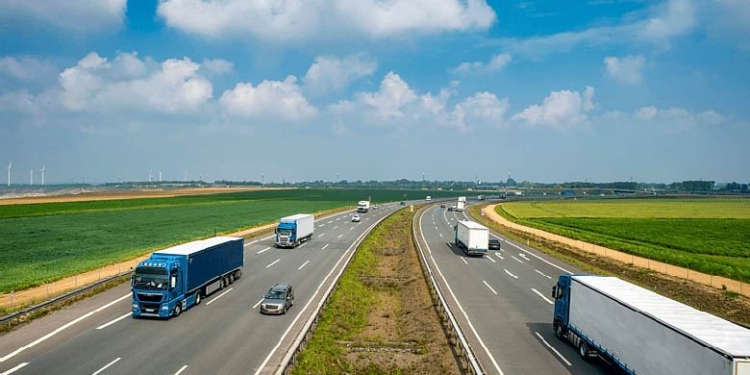 La CETM respalda a la IRU y pide a la Comisión Europea medidas urgentes para garantizar el suministro de combustible