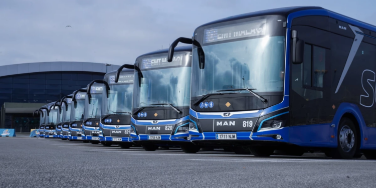La EMT de Málaga hace una incorporación de 10 nuevos autobuses eléctricos MAN