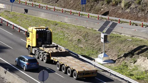 Tráfico activa 33 nuevos radares en once comunidades para reforzar la seguridad