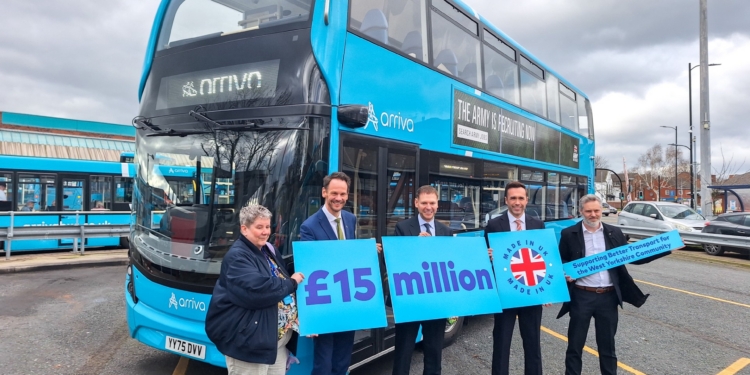 Arriva amplía su pedido a 221 autobuses de bajas emisiones de Alexander Dennis