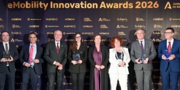 Paradas solares autónomas, ‘retrofit’ eléctrico y estacionamiento