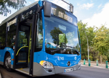 Madrid reduce un 48,5% sus matriculaciones de buses en el mes de febrero