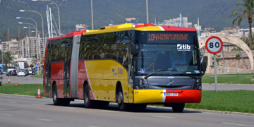 Baleares y Murcia disparan las matriculaciones de autobuses en febrero