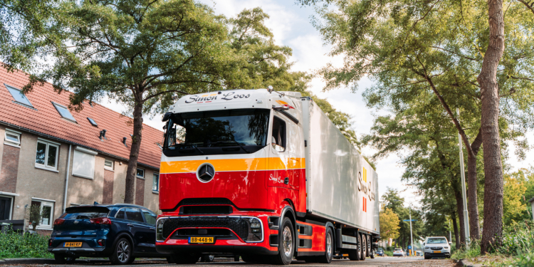 Simon Loos impulsa la electrificación con un pedido de 75 Mercedes-Benz eActros 600