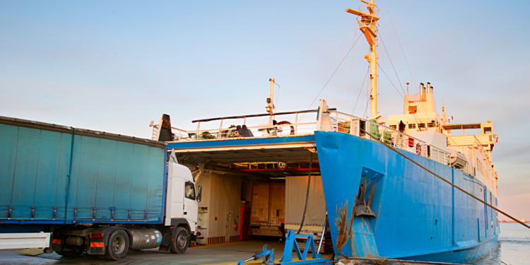La CETM alerta del grave impacto de no considerar descanso el tiempo de acompañamiento en ferry
