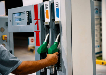 UPTA denuncia subidas de carburantes y electricidad tras la crisis en Oriente Medio