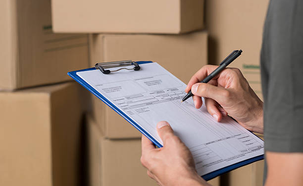 Las grandes empresas pagan tres veces peor que las microempresas en España