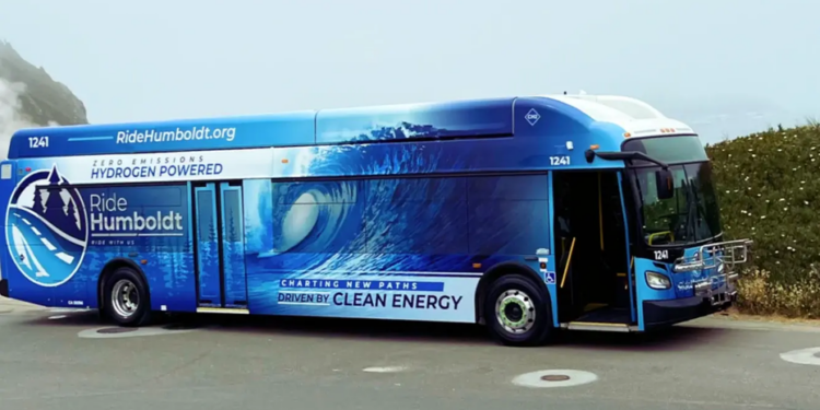 500 motores de pila de combustible Ballard para autocares de hidrógeno